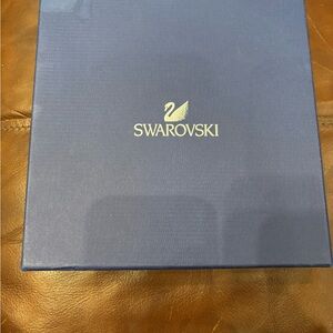 NIB Genuine Swarovski Montana Choker